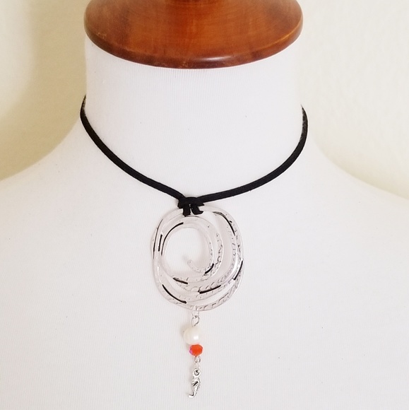 Sun Adjustable leatherette necklace - Picture 4 of 4
